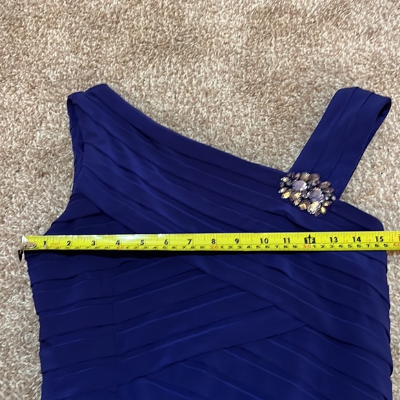 Party Dress Size 10 - Picture 6 of 8